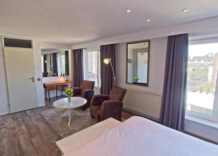 Hotell Stadshotel De Graafschap 3*