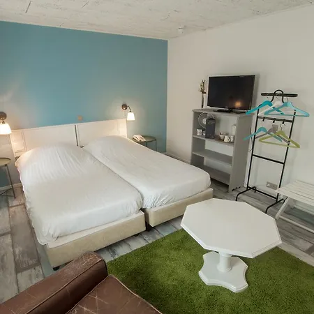 호텔 Stadshotel De Graafschap 3*